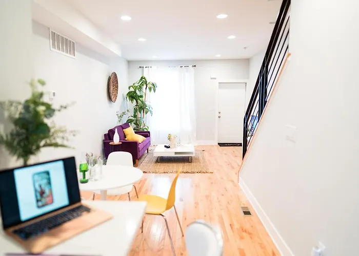 Swing Bed, Art Museum, 2Br/2Ba Home In Brewerytown