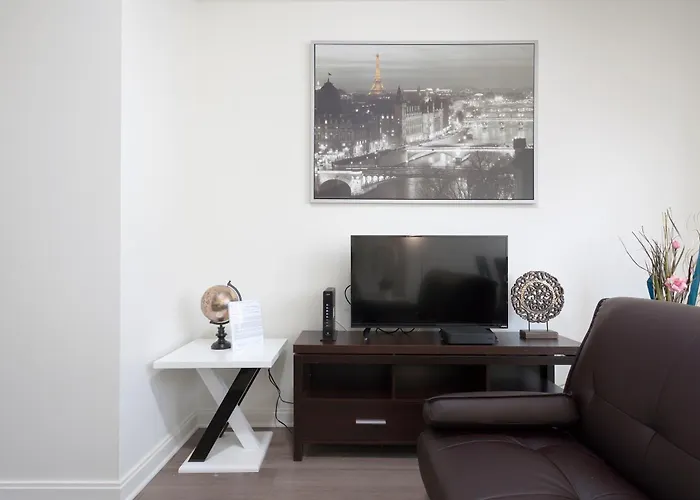 Fantastic Philly Fully Furnished Apartments